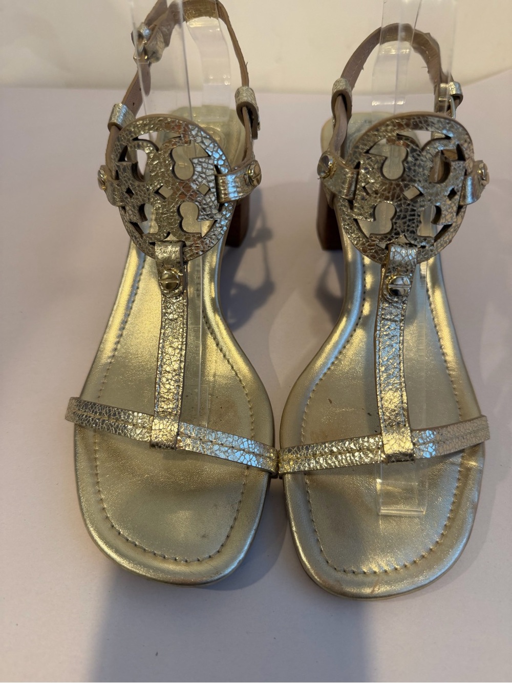 Tory Burch Metallic Gold Logo T-Strap Sandals size 7.5